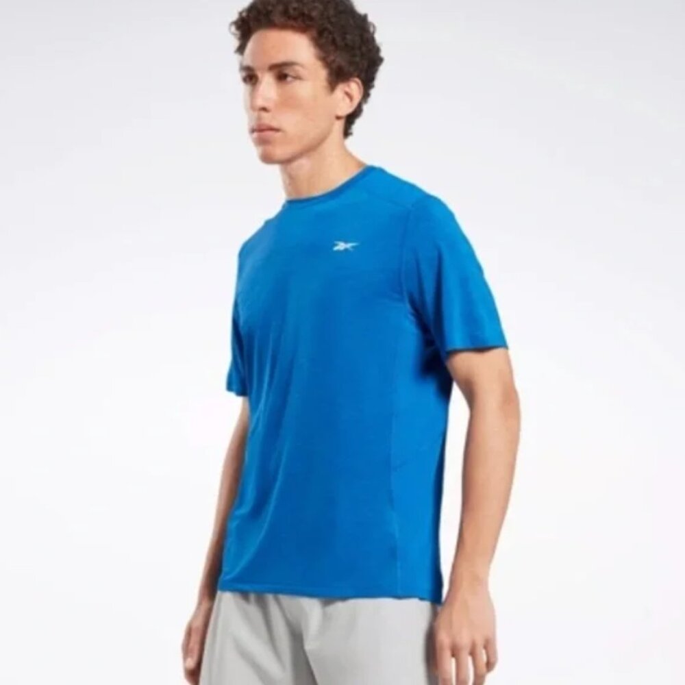 Reebok activchill tshirt